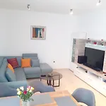 Znjan 50m ----seasun&relax---- Location Апартаменты *