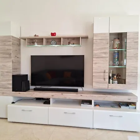 Znjan 50m ----seasun&relax---- Location Apartment