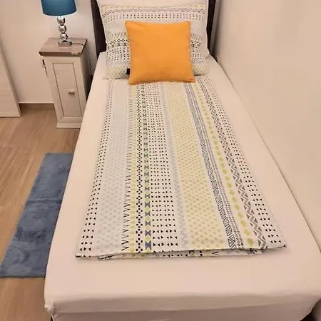 Znjan 50m ----seasun&relax---- Location Апартаменты