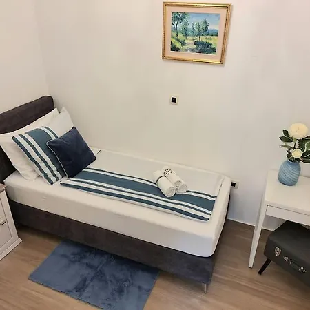 Апартаменты Znjan 50m ----seasun&relax---- Location