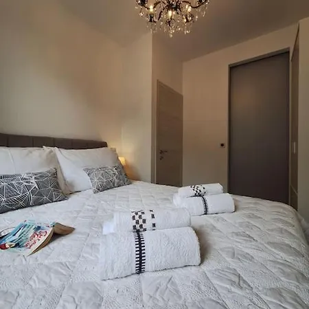 Znjan 50m ----seasun&relax---- Location Апартаменты