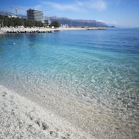 Znjan 50m ----seasun&relax---- Location Апартаменты Сплит