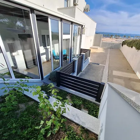 Znjan 50m ----seasun&relax---- Location Apartment
